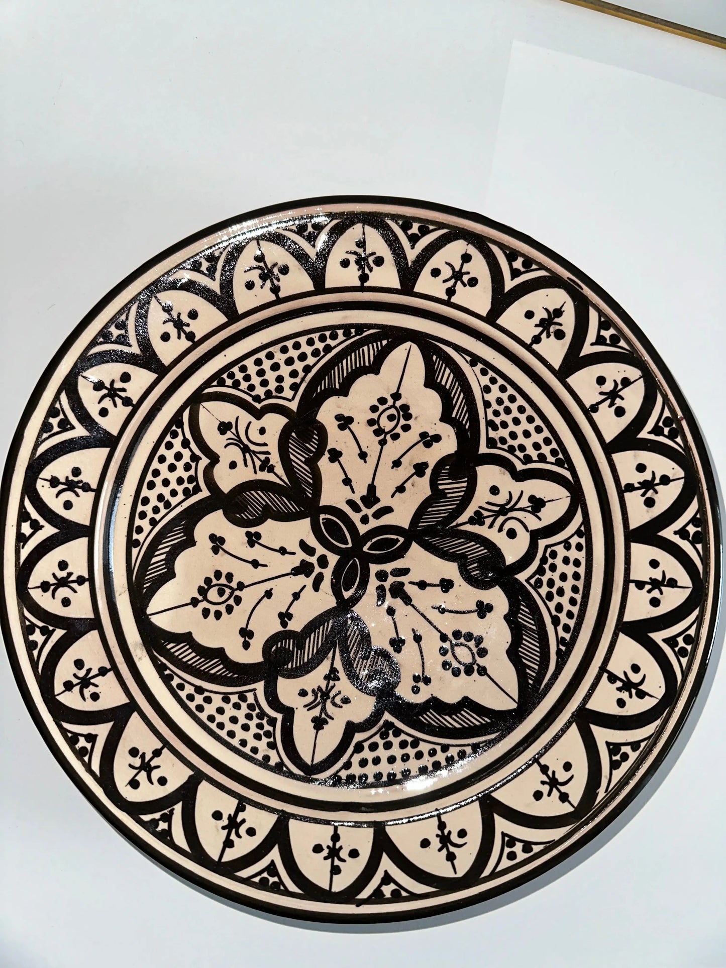 Grande assiette marocaine Etoile Noir